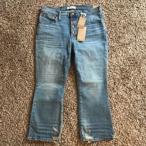 NWT PETITE CALI DEMI-BOOT JEANS BUTTON-FRONT